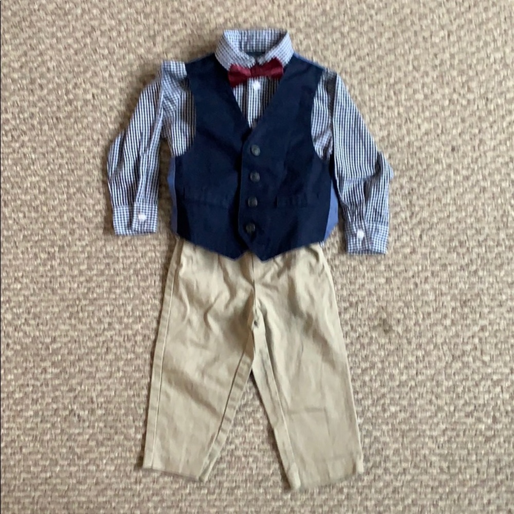 Nautica 4 Piece Outfit